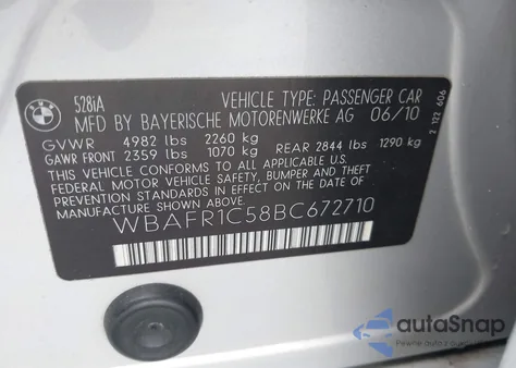 2011 BMW 528I z USA, uszkodzony, nr VIN WBAFR1C58BC672710